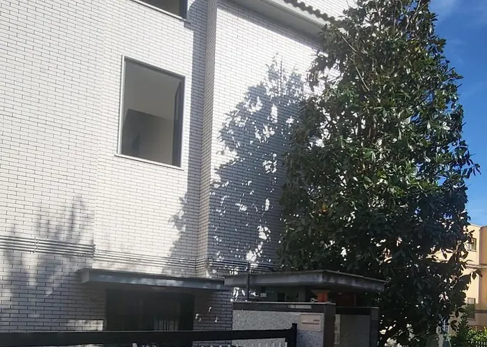 3 Sisters House רומא